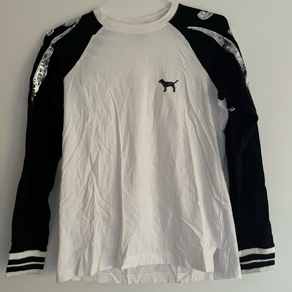 VS PINK LONG SLEEVE TEE